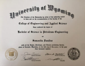 Authentic-Looking Fake certificate from University Of Wyoming University